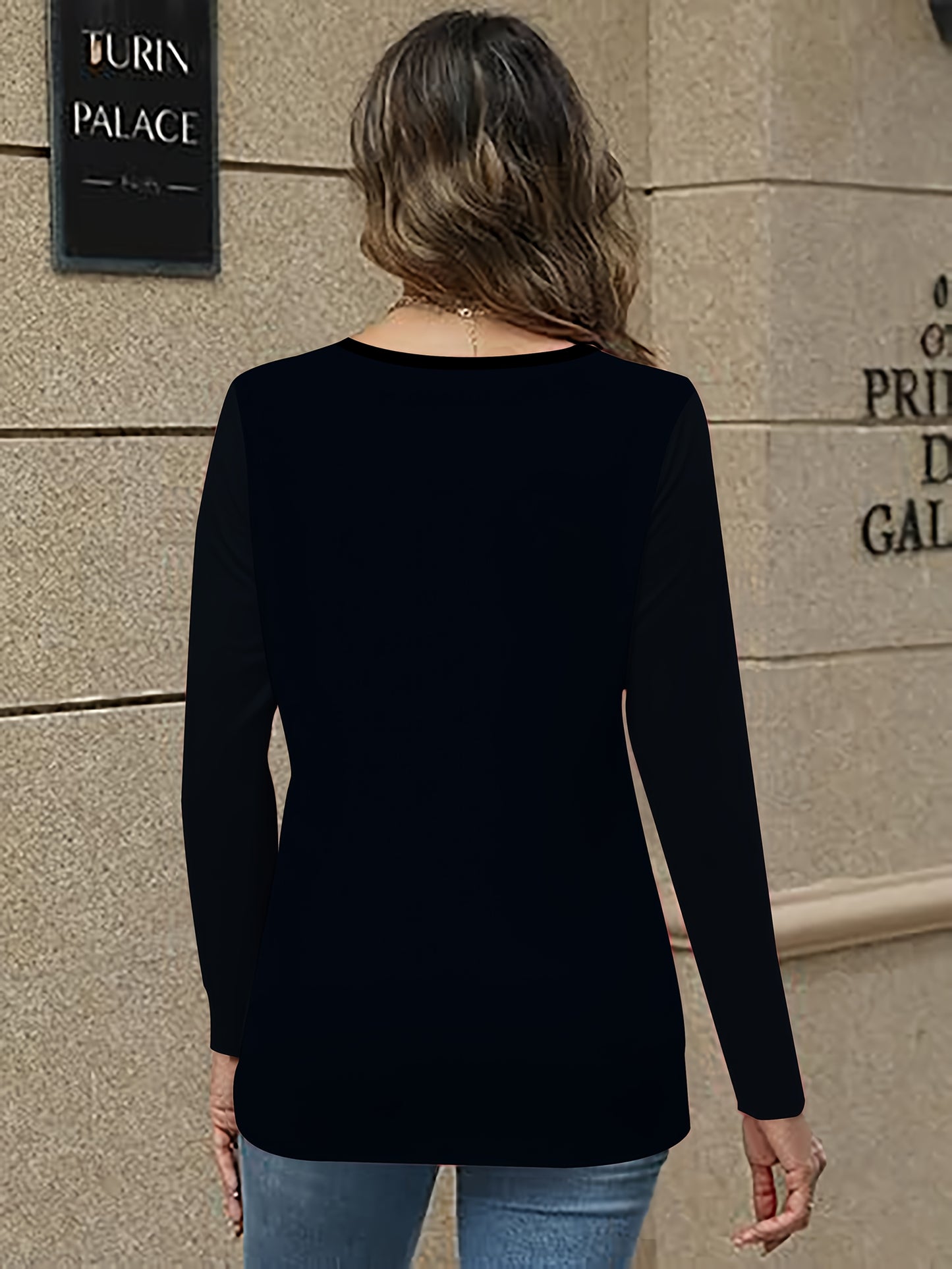 Women'S Elegant V-Neck Long Sleeve T-Shirt with Adorable Kitten Print - Soft Polyester Blend, Casual Comfort Fit, All-Season Wear, Machine Washable, Cute T Shirts