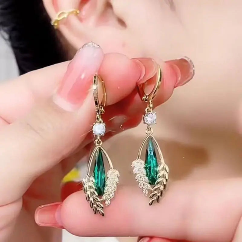 Lymphatic Slimming Magnetic Weight Loss Earrings for Women Sparkly Rhinestone Dangle Quartz Stone Lymphatic Drain Earrings